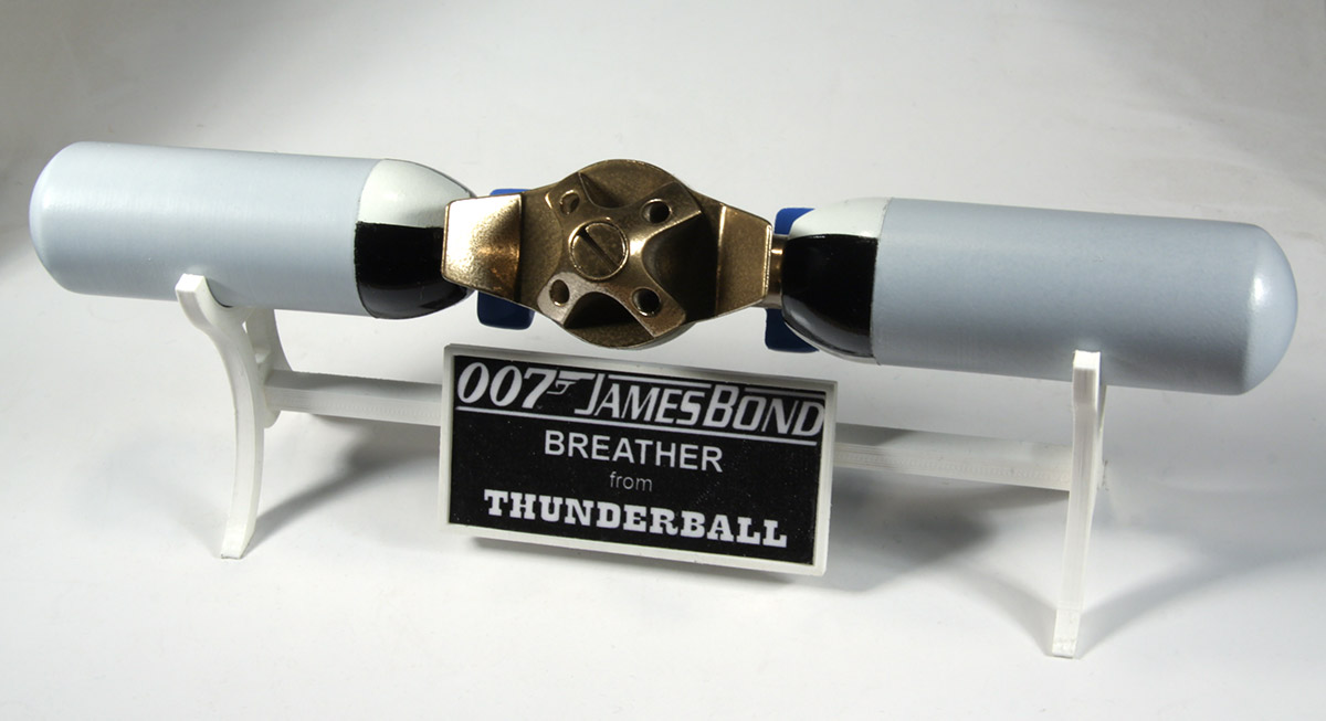 007_Breather_Thunderball_Obv.jpg