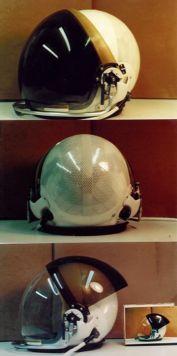 1035 Helmet.jpg