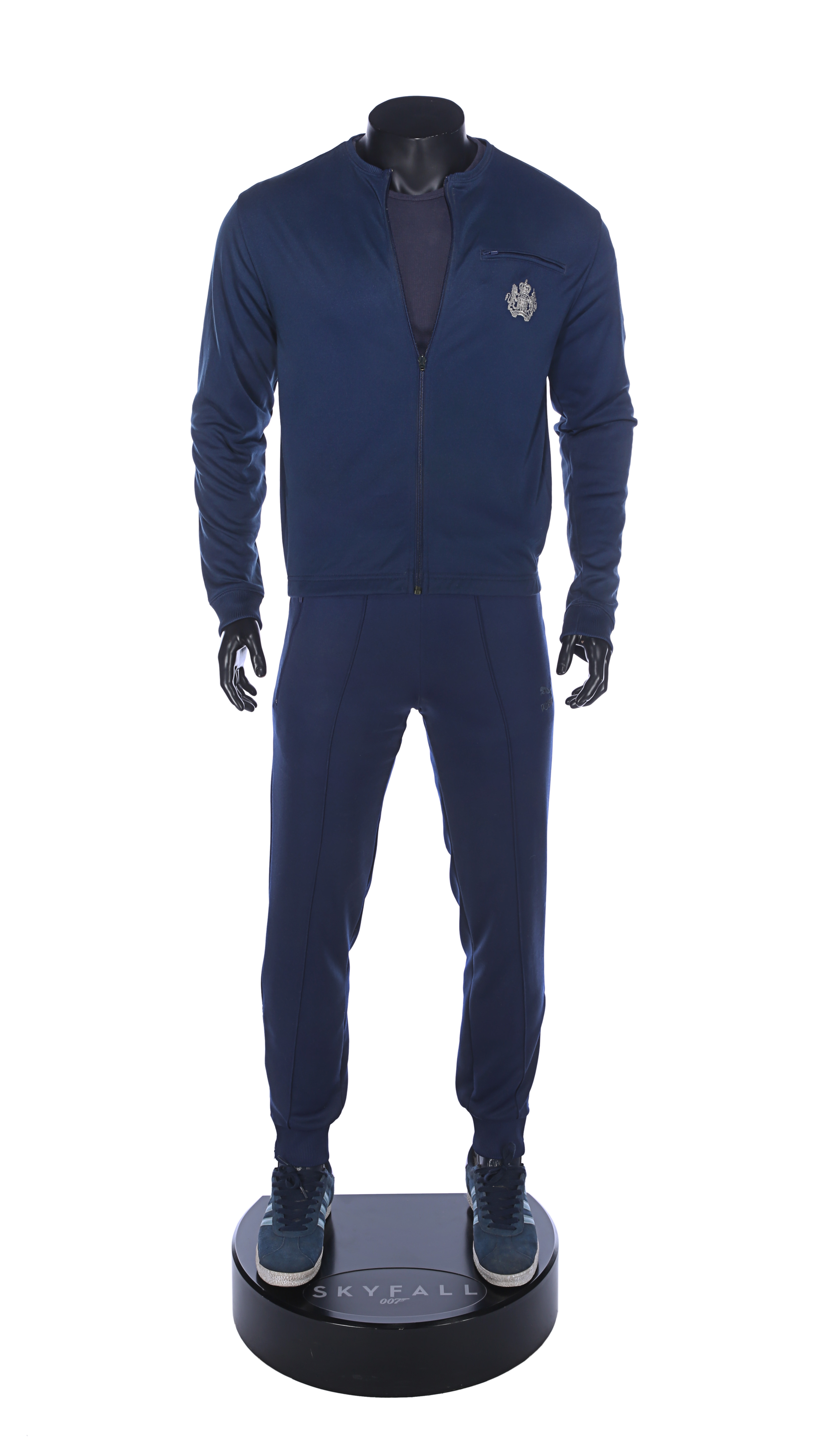 111855_James Bond's Daniel Craig MI6 Training Suit_1.jpg