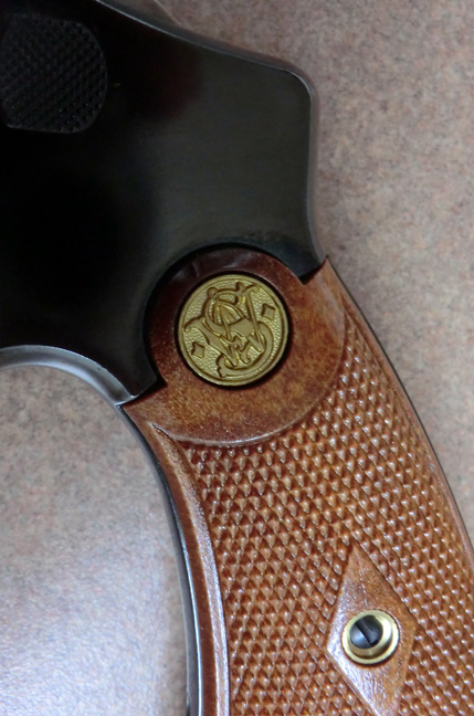 1917 grip.jpg
