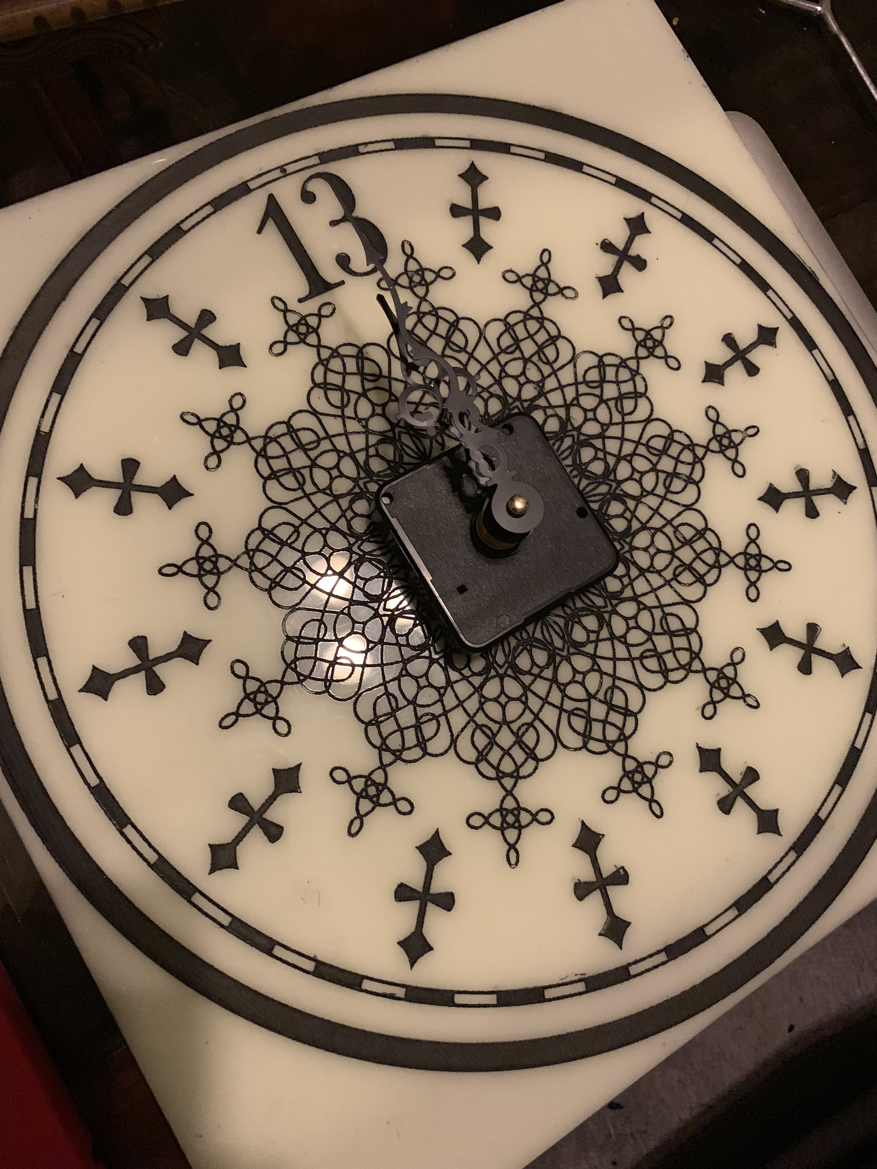 1movement_on_dial.jpg