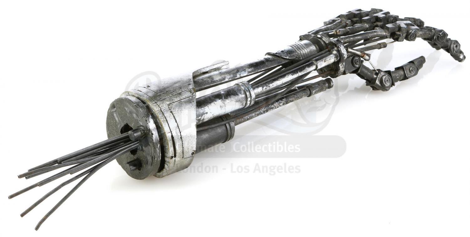 2020-08-26-27 - Entertainment Memorabilia Live Auction - Lot 795 - T2 - T-800 Endoskeleton Arm...jpg