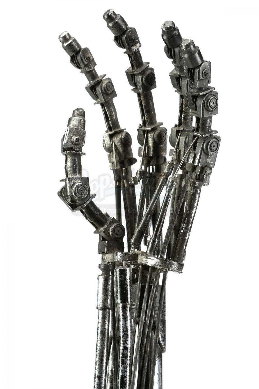 2020-08-26-27 - Entertainment Memorabilia Live Auction - Lot 795 - T2 - T-800 Endoskeleton Arm...jpg