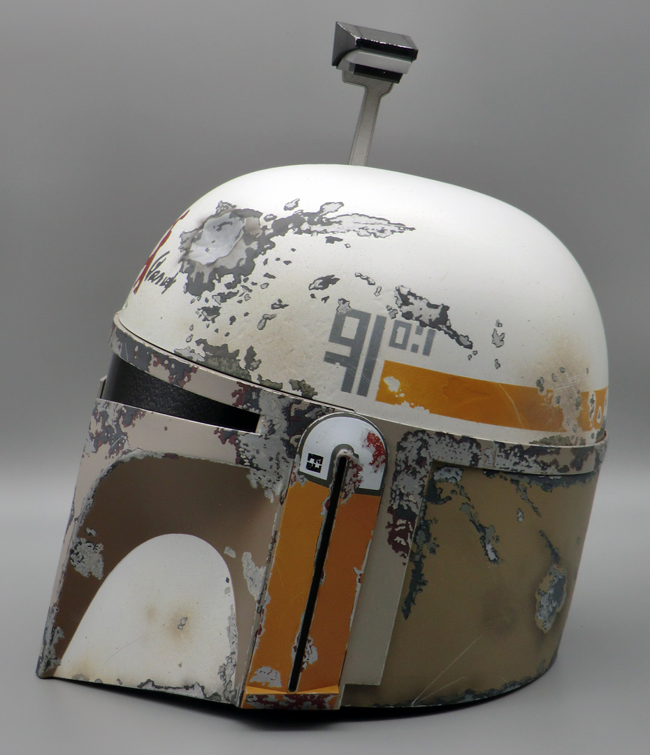 2020 Mandalorian helmet 003.jpg