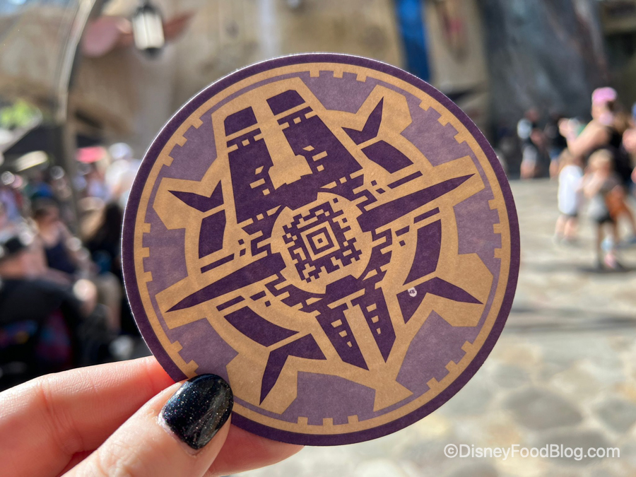 2022-wdw-star-wars-hotel-galactic-starcruiser-media-preview-secret-code-from-ogas-cantina-gala...jpg