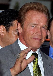 220px-Arnold_Schwarzenegger_2012.jpg