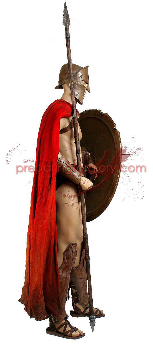 300_spartan_fullbody_s_05.jpg