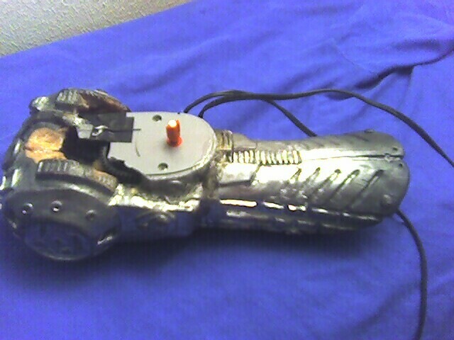 3462003294_ORIG.jpeg