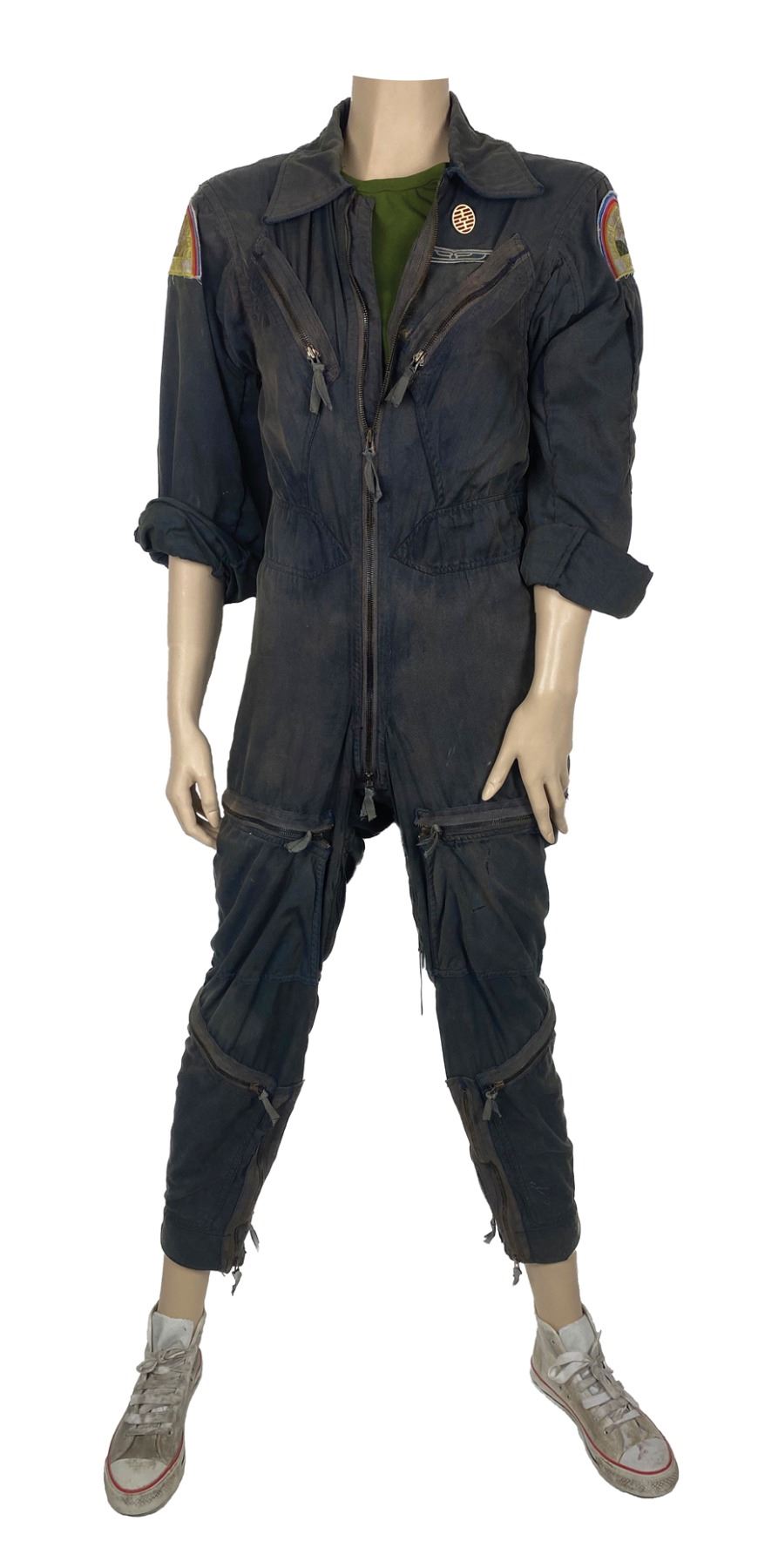 masker fluit Geneeskunde Ripley's Screen-Used A L I E N NOSTROMO Jumpsuit, on Auction, Starting:  $85,000 | RPF Costume and Prop Maker Community