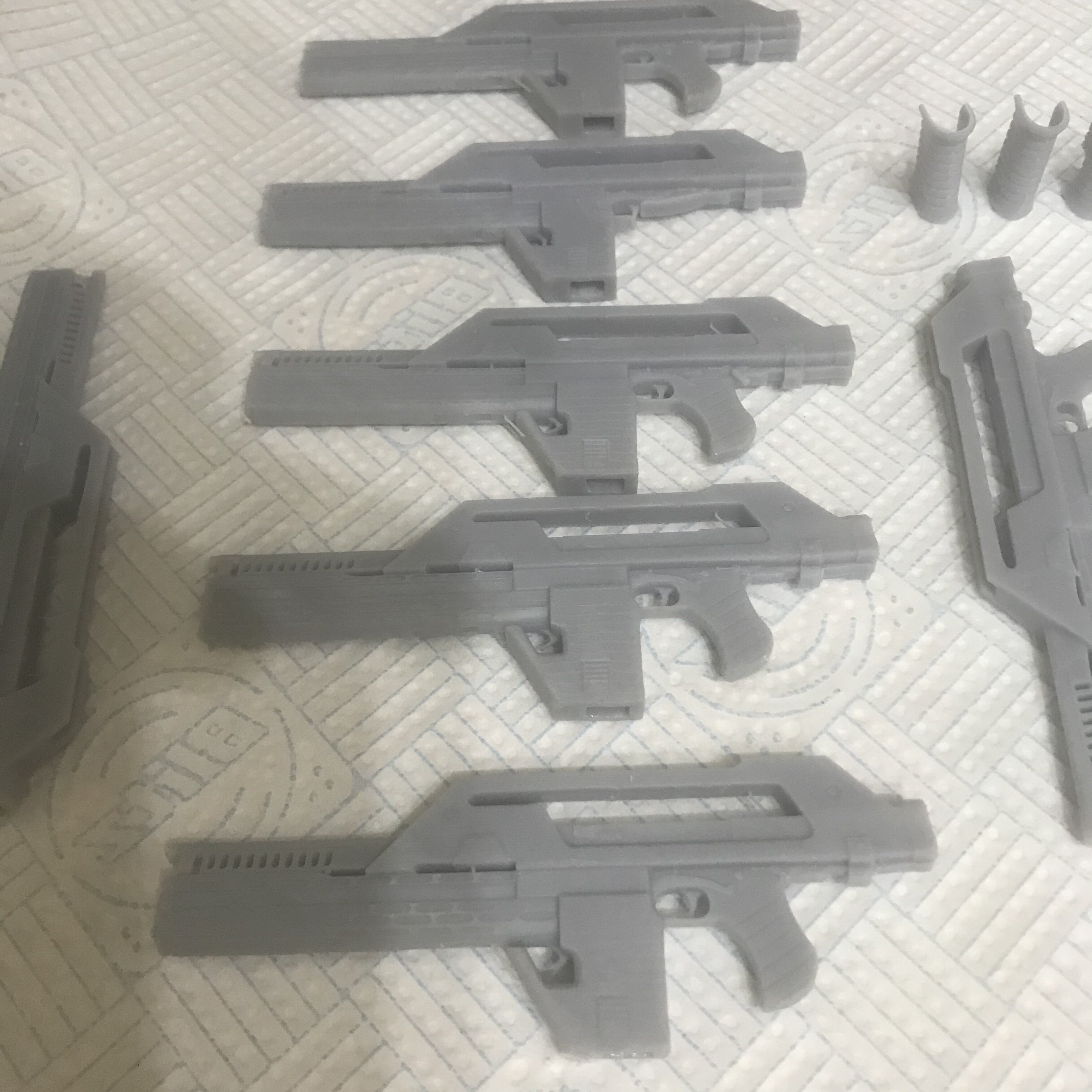 Pulse Rifle 1/6 scale 3d resin print, moving pump grip etc | RPF ...