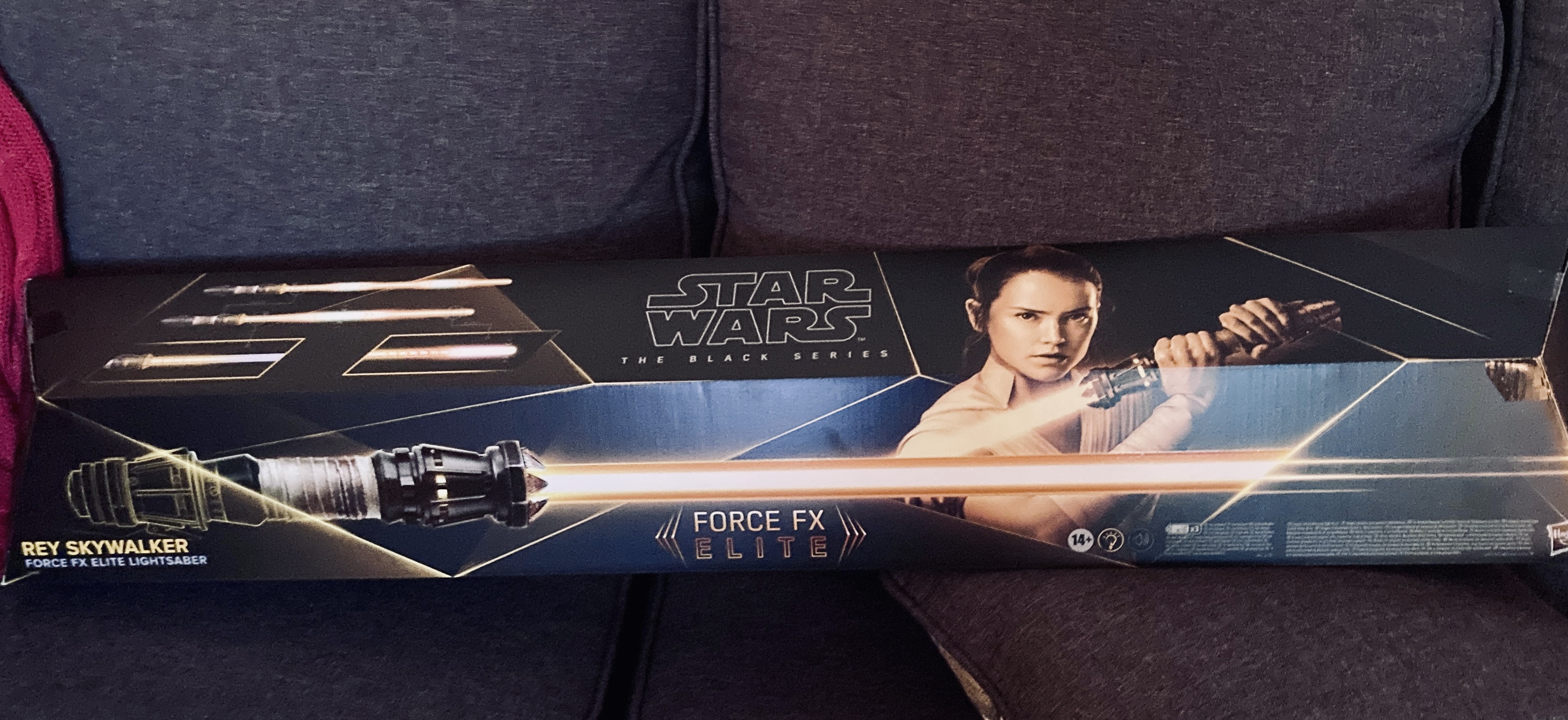 Force fx rey lightsaber top
