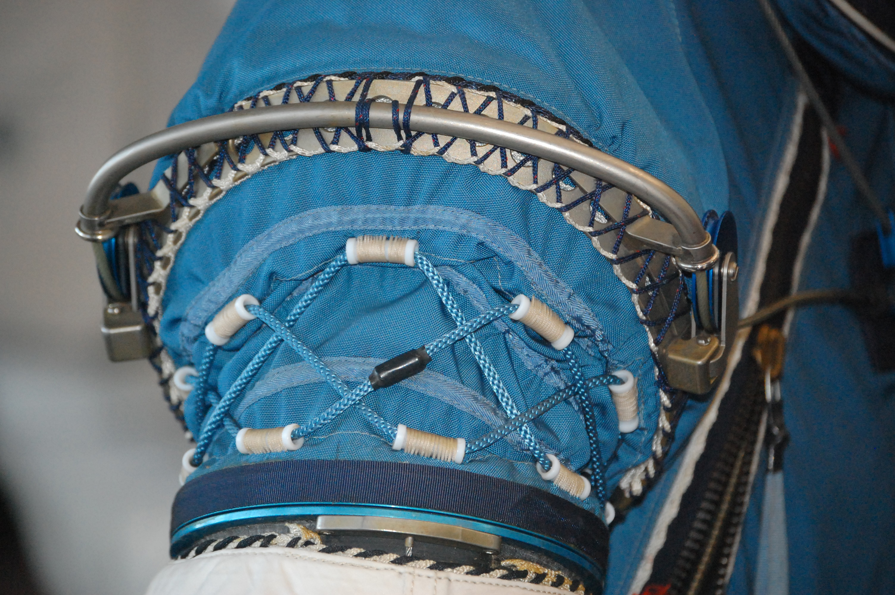 a7lsuit02-lg.jpg