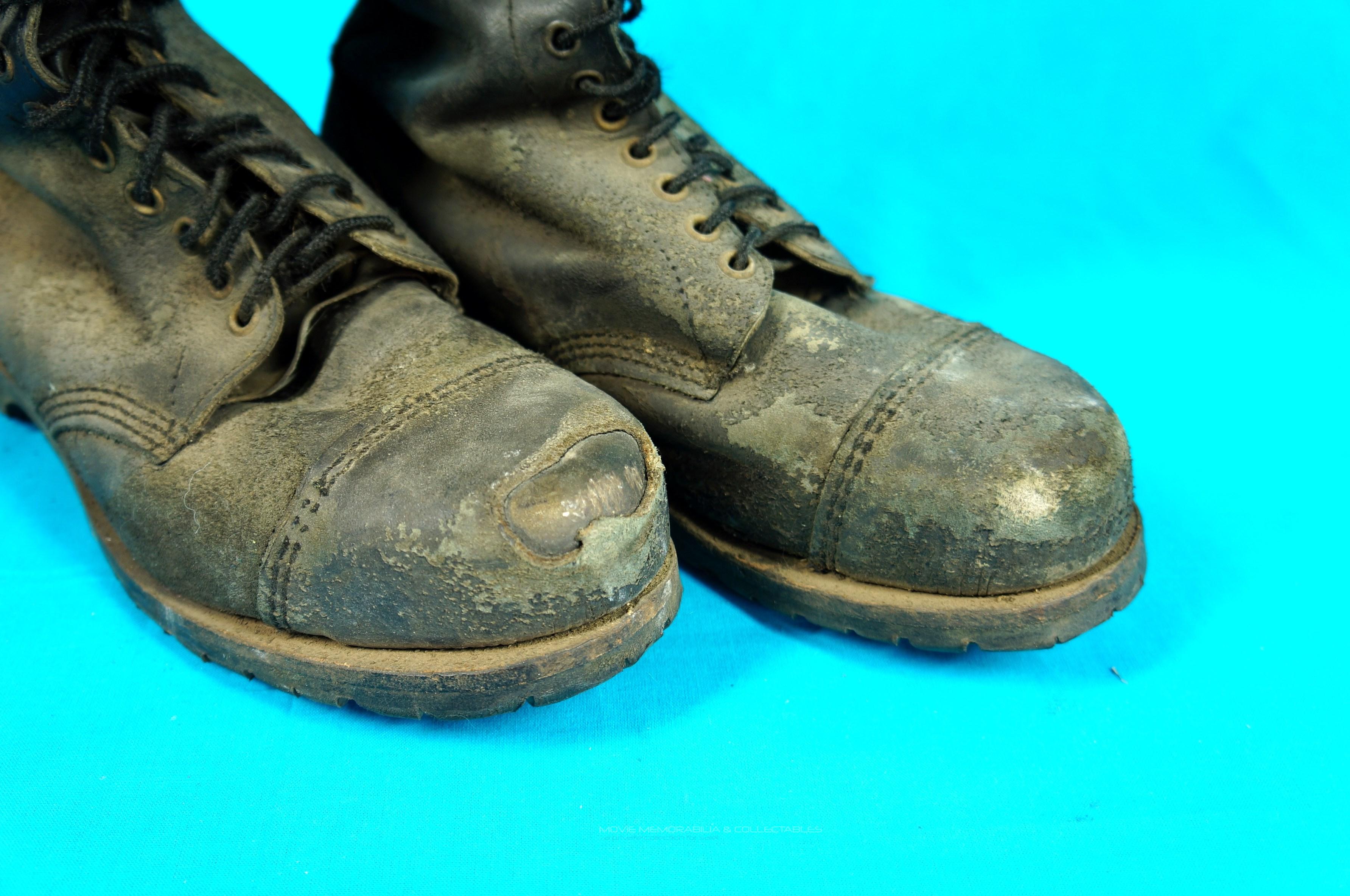 Aaron boots 3.jpg