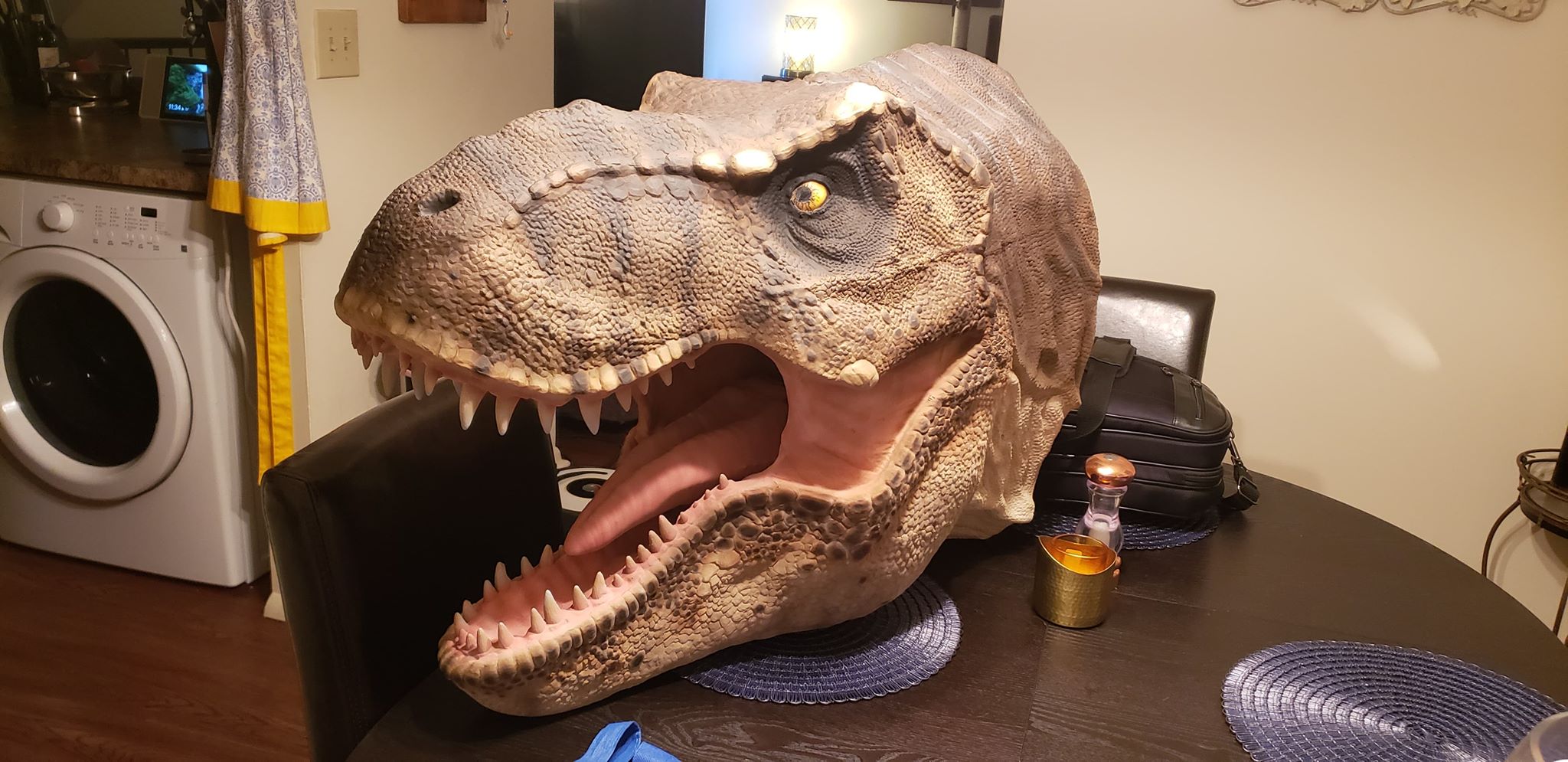 jurassic park t rex maquette