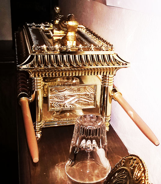 ArkSideShotGlass S.jpg