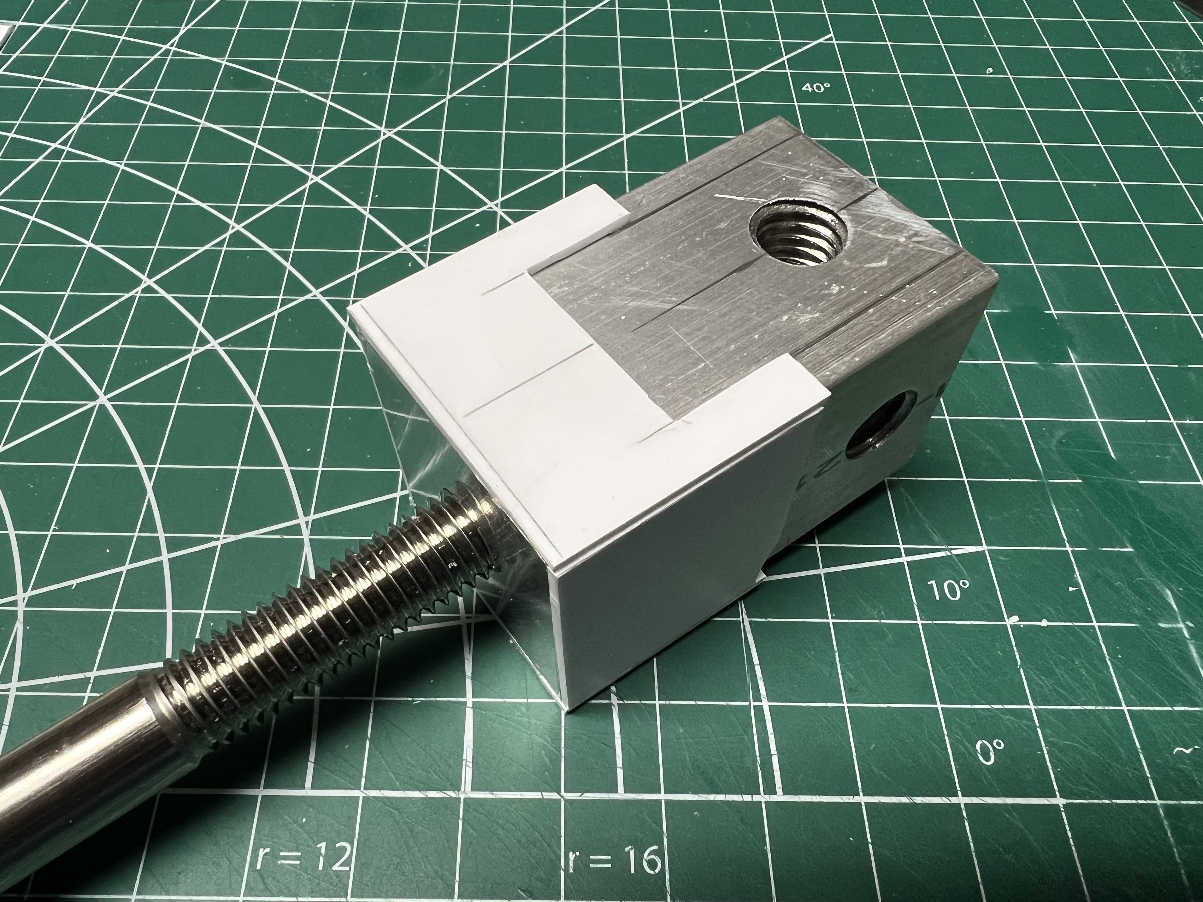 Armature_Mount_02.jpg