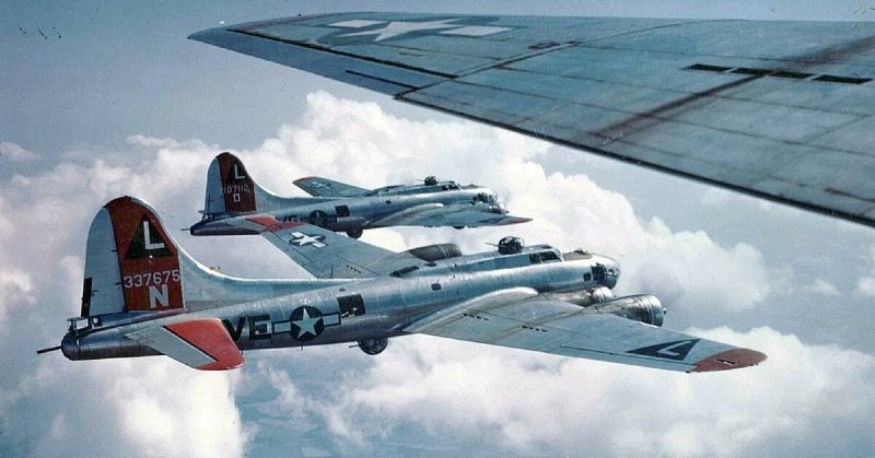 B-17-Formation.jpg
