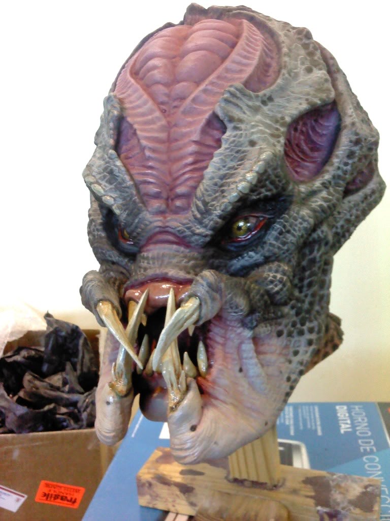 bagyclosedmouthmrblack.jpg