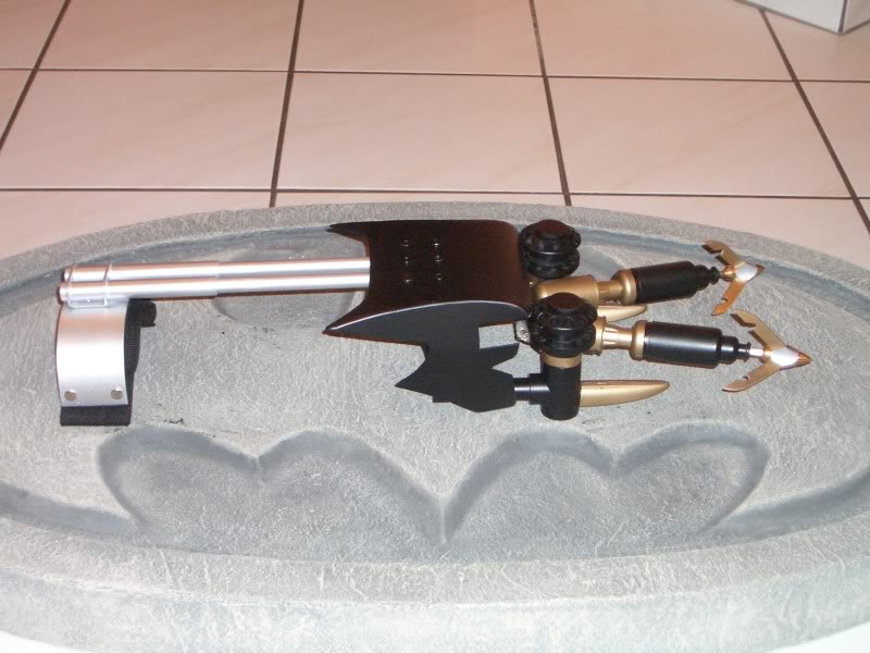 Batman_Speargun-D-Rep (1).jpg