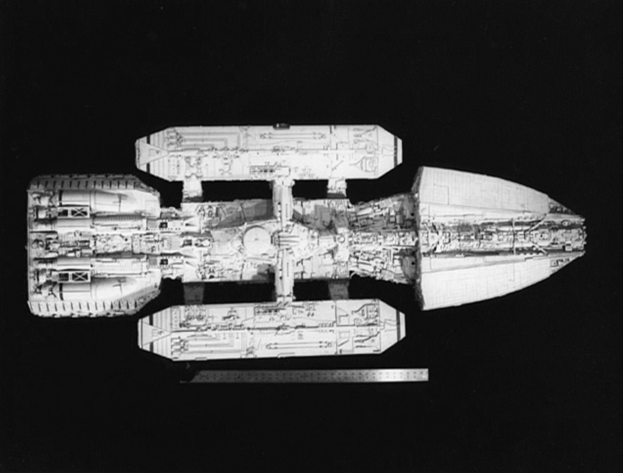 Battlestar_Original_Miniature_006.jpg
