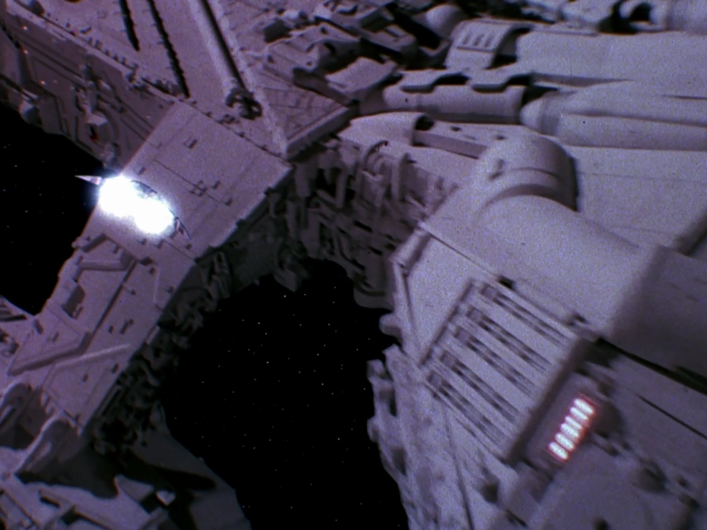 Battlestar_Screencap_013.png