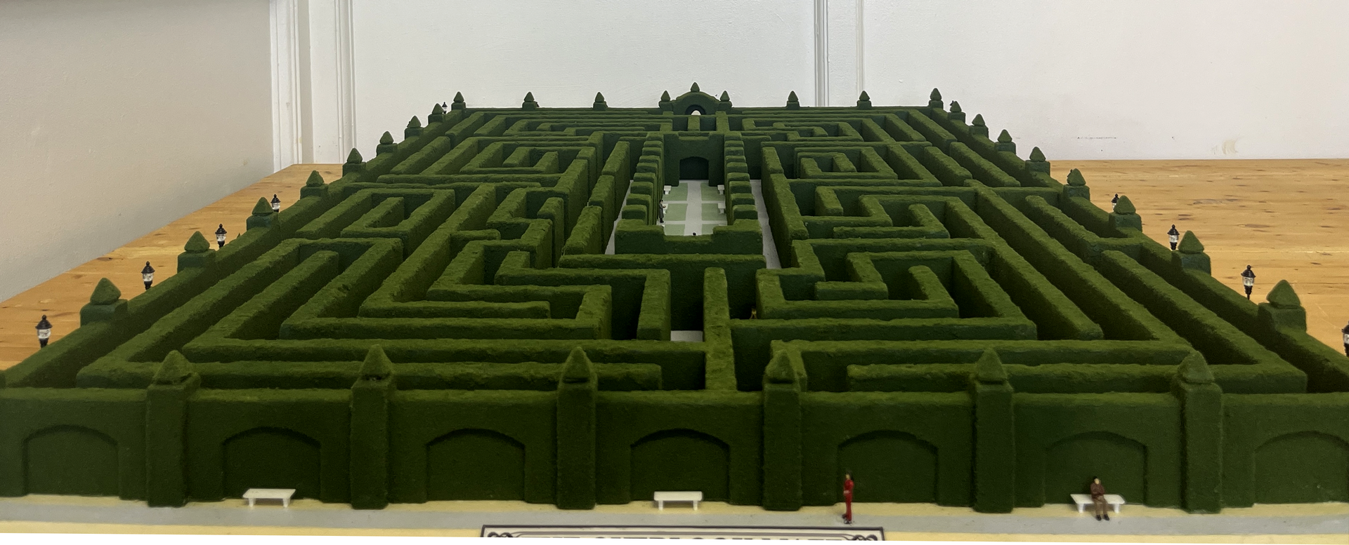 behindmaze-1920.png