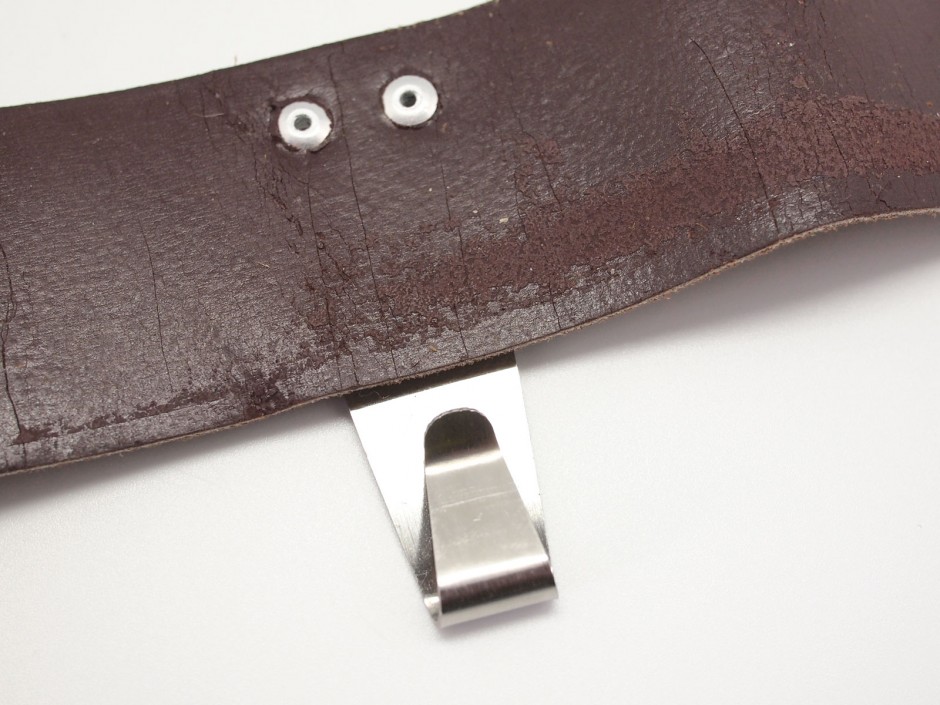 belt-clip-2-940x705.jpg