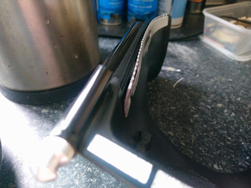 bent zipper.jpg