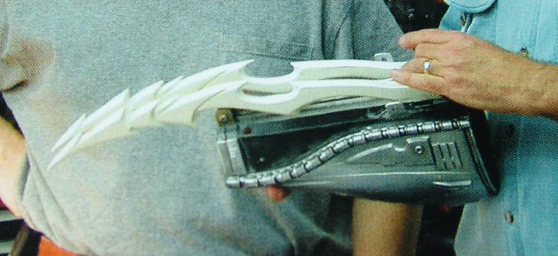 Wrist Blade Gauntlet (functional) | RPF Costume and Prop Maker Community