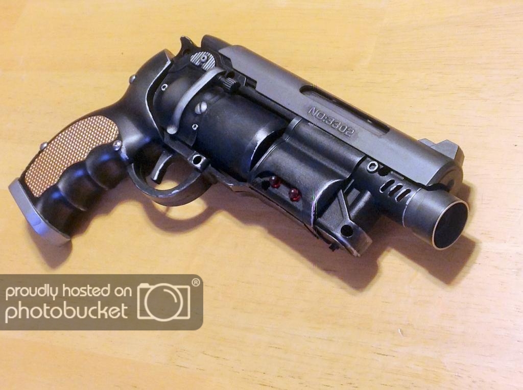 Bladerunner_EMPPKDBlaster2_zps29b5915d.jpg