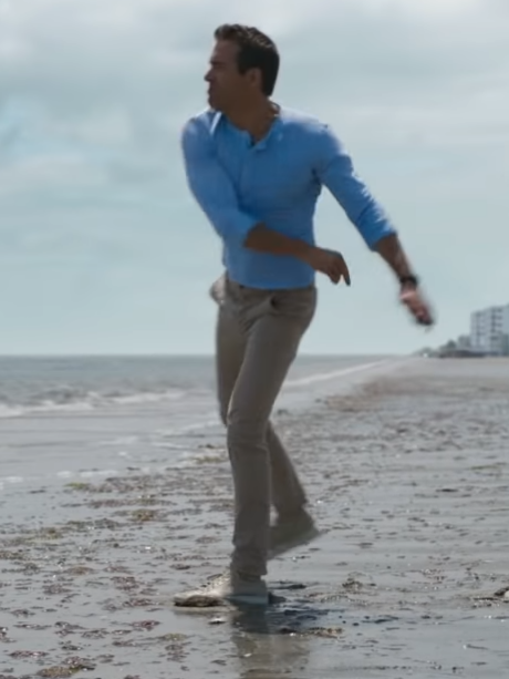 Blue Shirt Guy beach - shoes.png