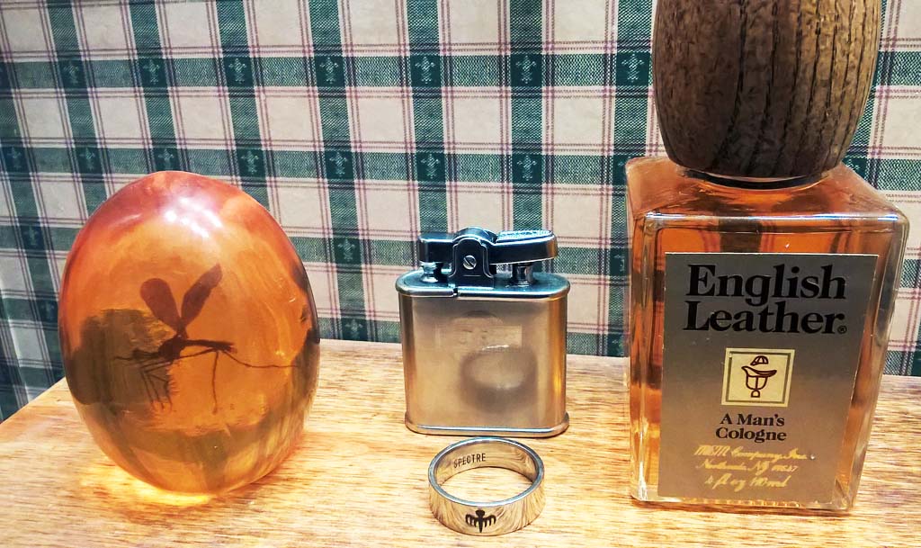 Bond Lighter and Ring s.jpg