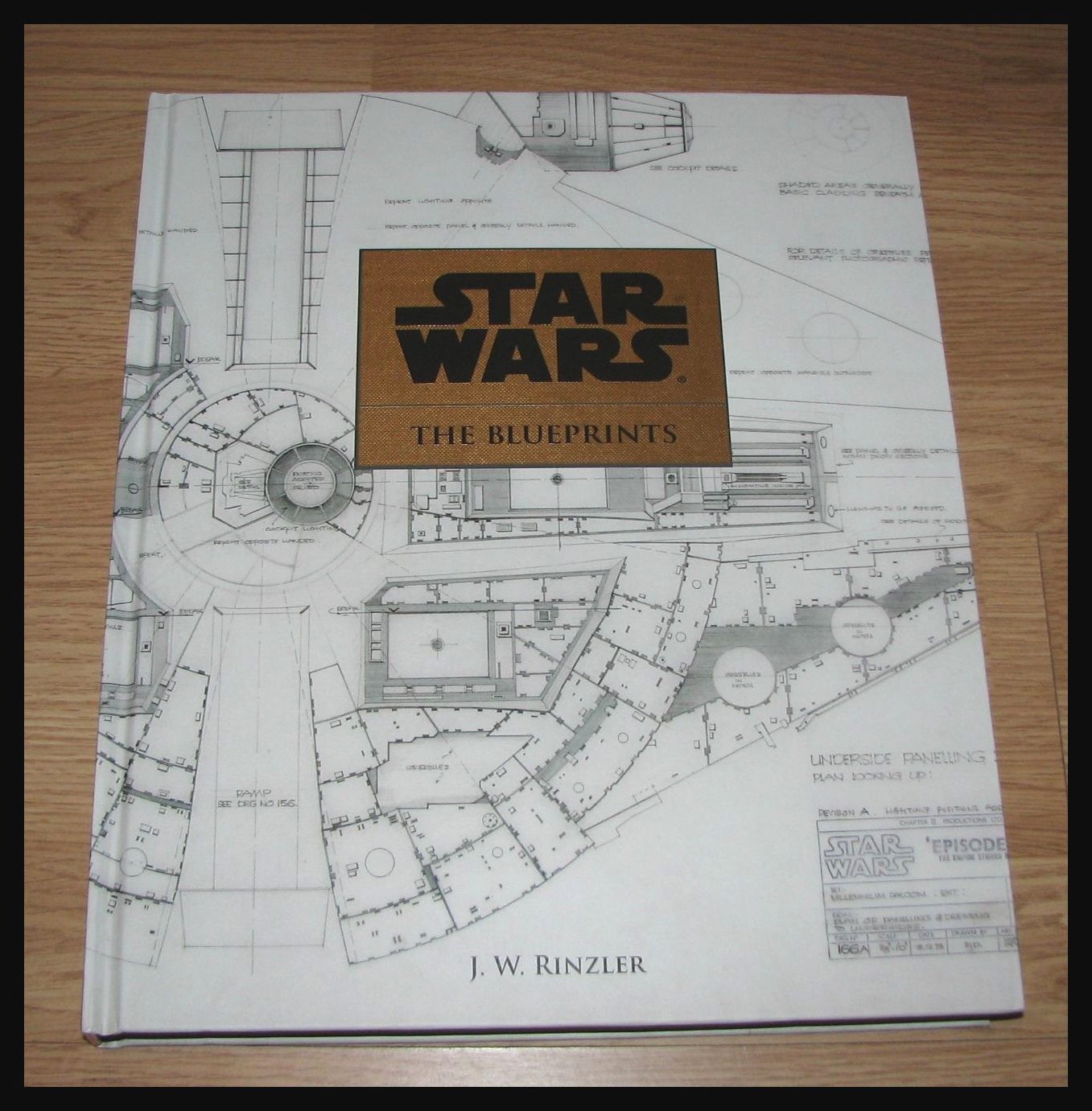 Book Star Wars Blueprints 01.jpg