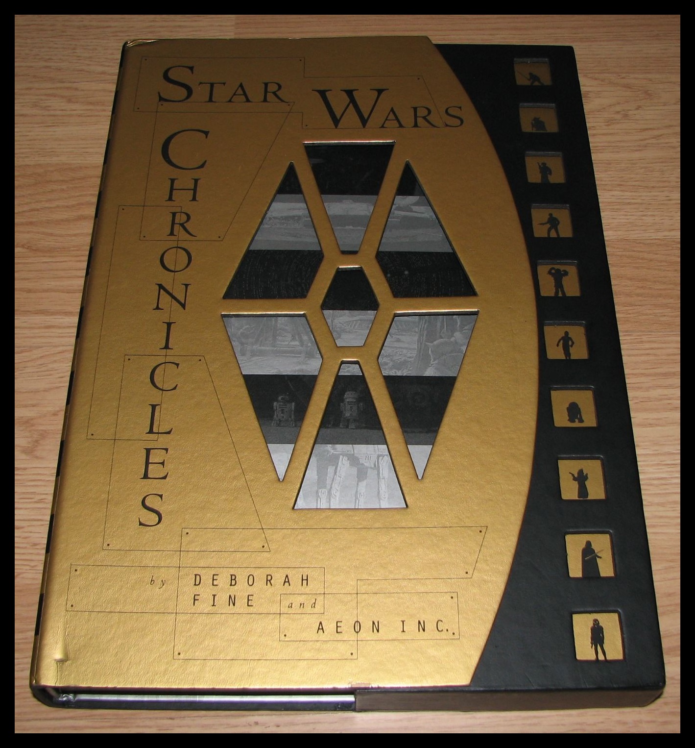 Book Star Wars Chronicles 01.jpg