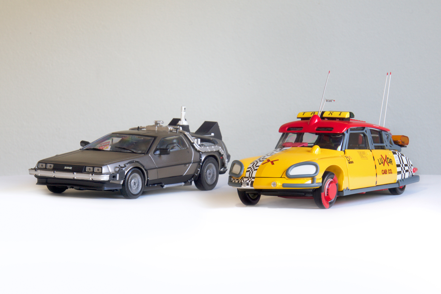 Amazon | ノレブ 1/43 DS フライング タクシー バック・トゥ・ザ