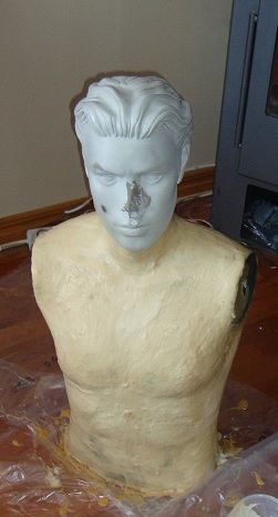 bustlatex.jpg