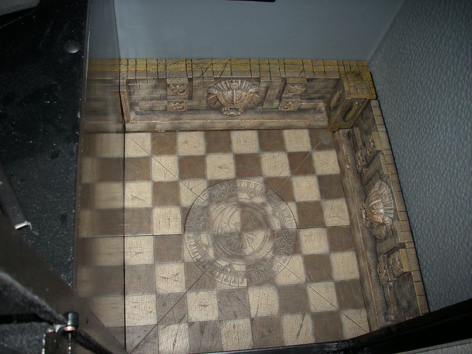 c_chess_set_base_2.jpg