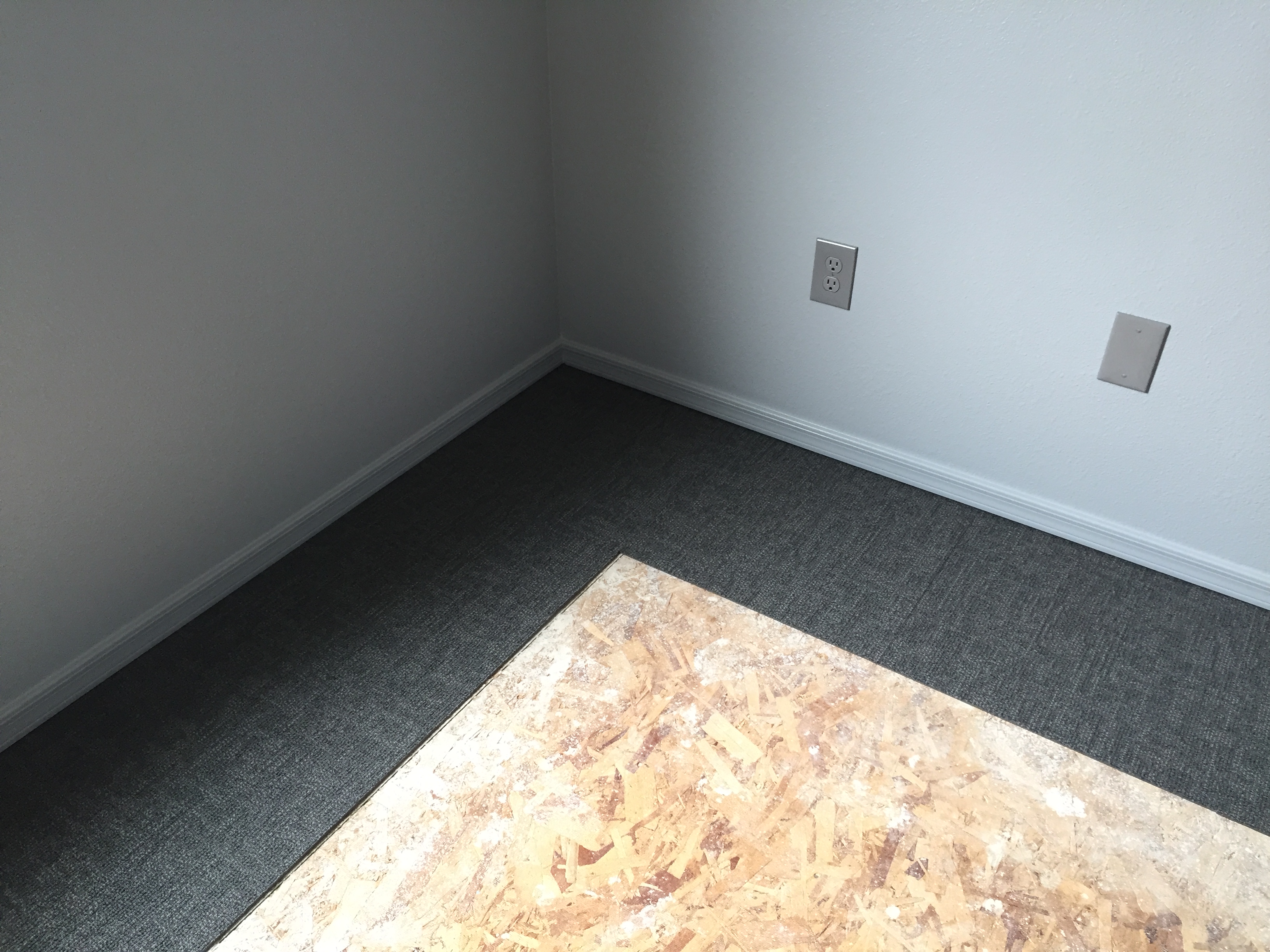 CarpetTiles2.JPG