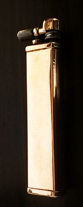 Casablanca Lighter 1s.jpg
