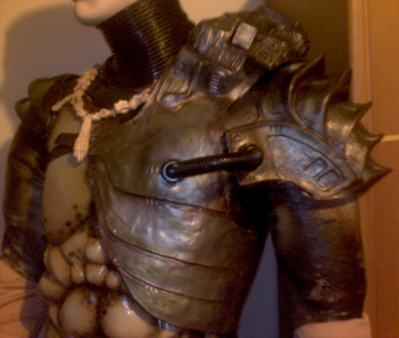 chestdetail.jpg