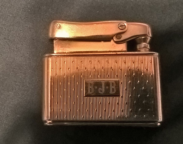 Colibri Mother of Pearl Wick Lighter 03s.jpg