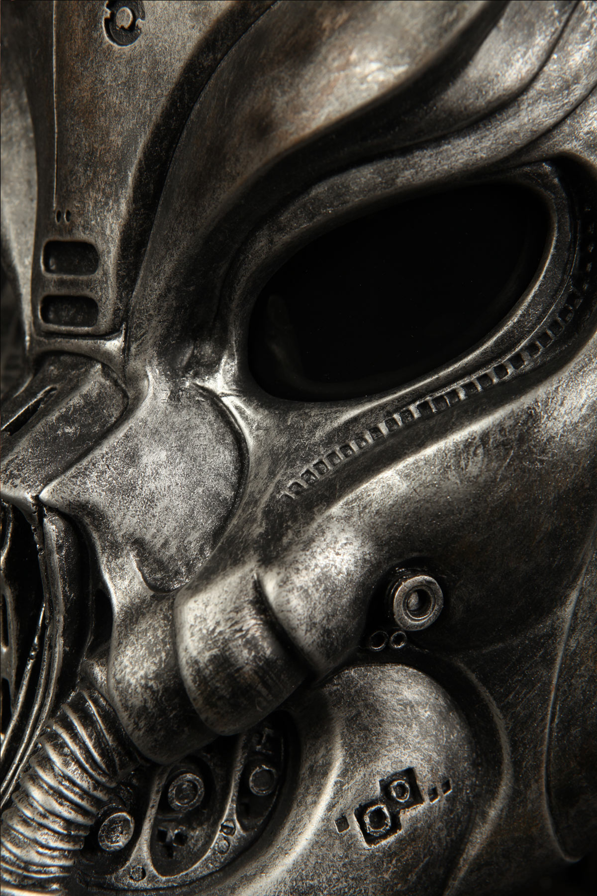 cool-props-predator-guardian-gort-mask-06.jpg