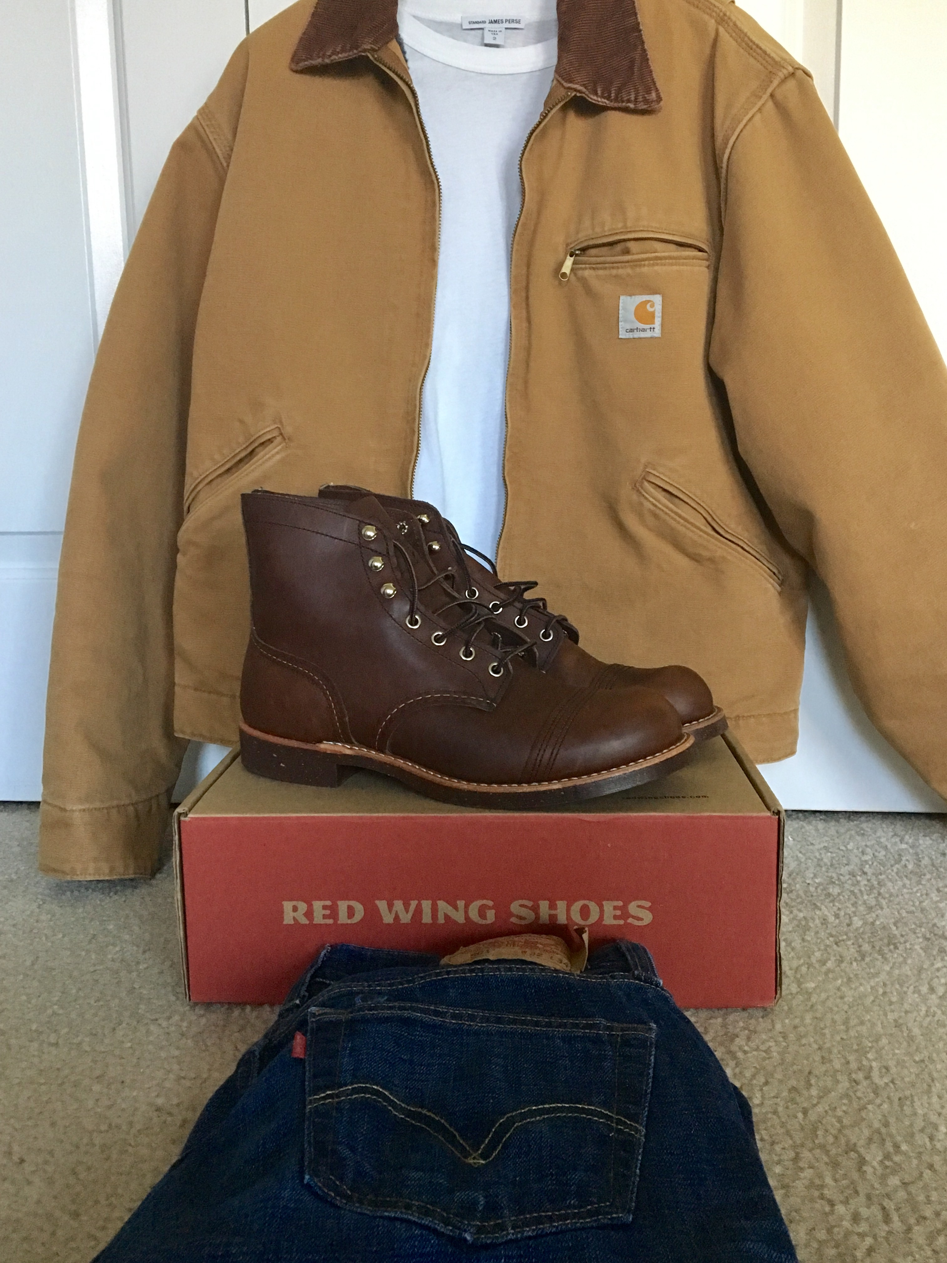 levi's and red wings