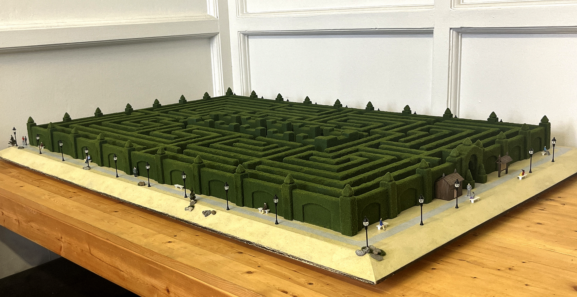cornermaze.png