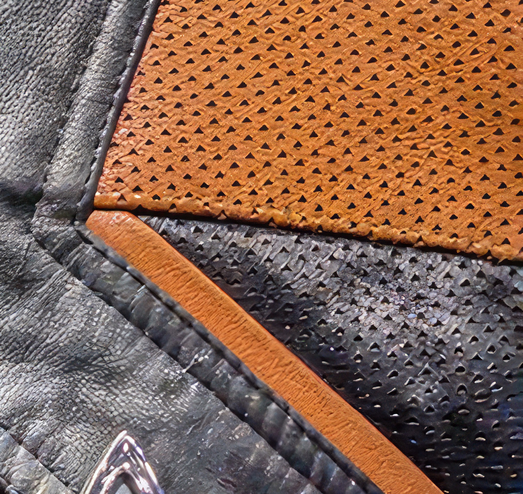 crease detail.jpg