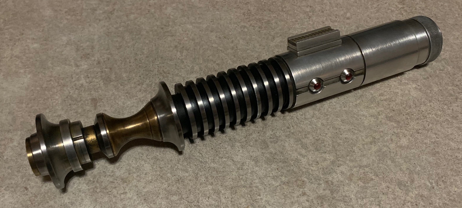 Custom_03.jpg