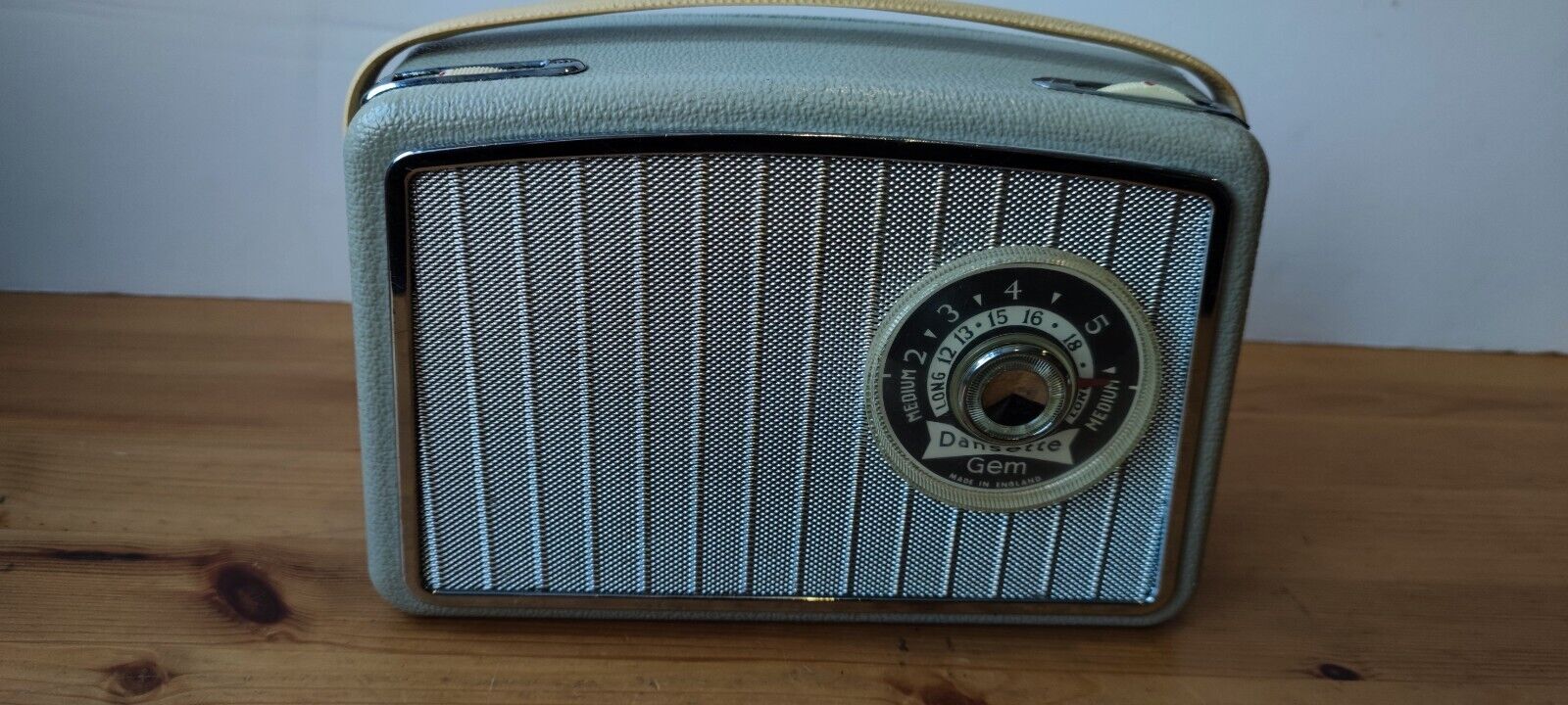 Dansette Gem Radio-01.jpg