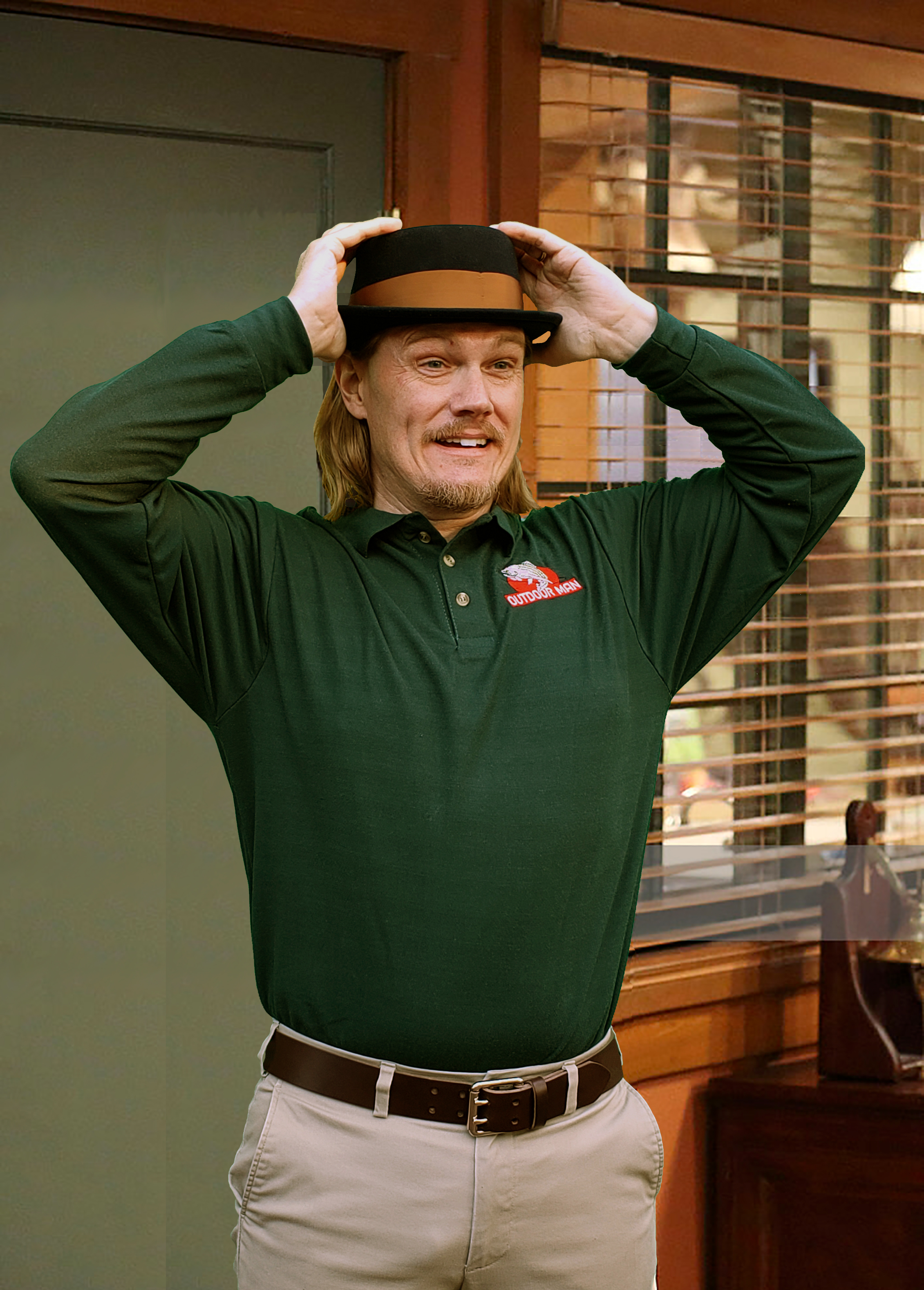 darrellholdhatcompare.jpg