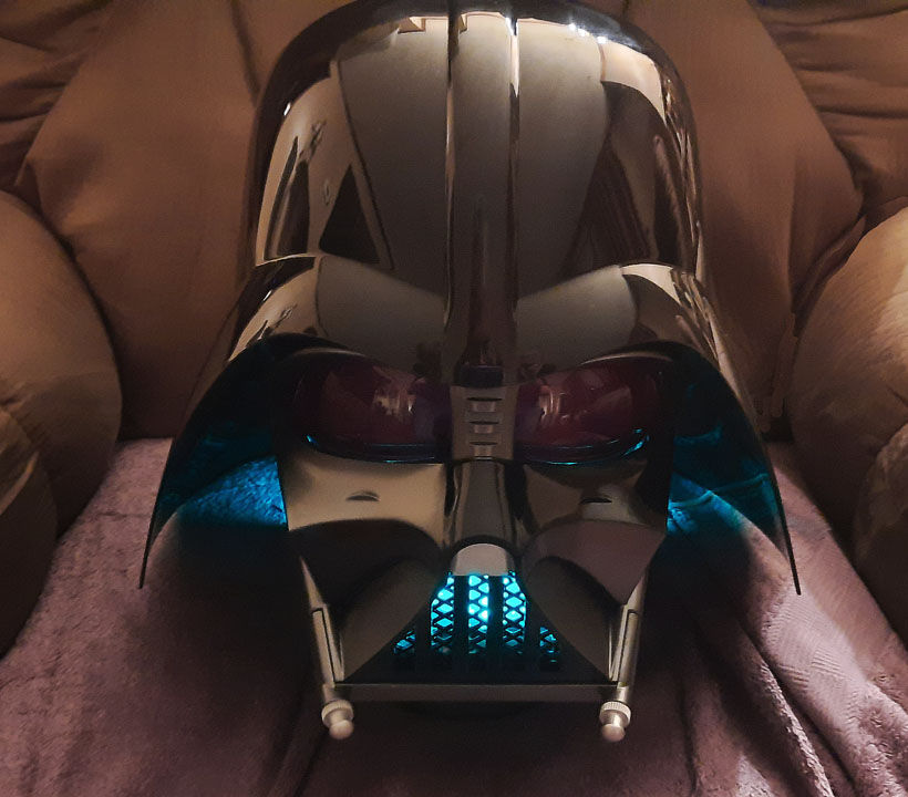 Darth Helmet Lit 03 Green.jpg