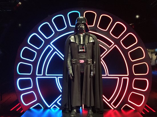 darth-vader-costume.jpg